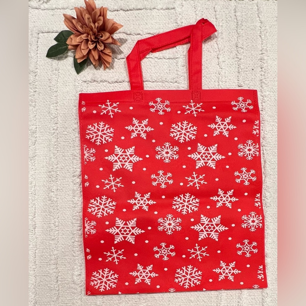 24 Piece Holiday Christmas Reusable Tote Bags- 14.5in x17in